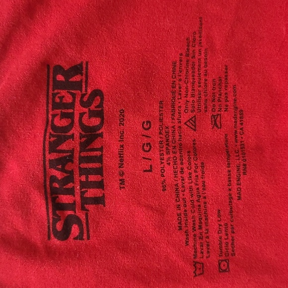 Stranger Things Merch T-shirt (L) + bracelets & necklaces (new) - Picture 12 of 13